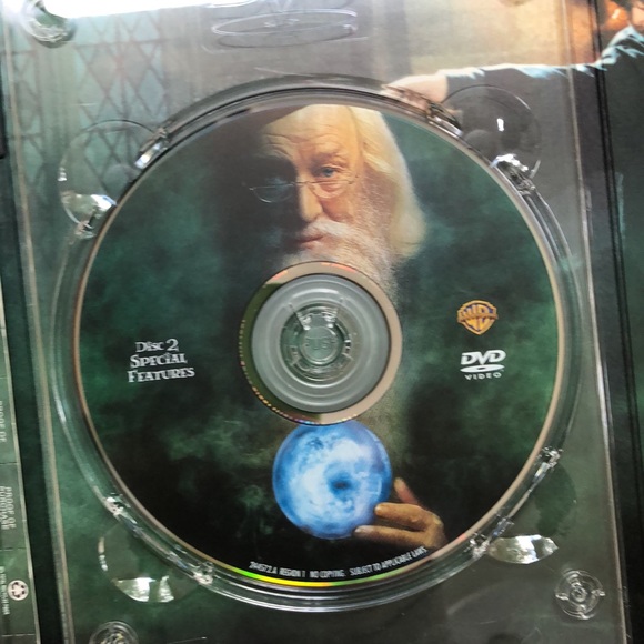 Harry Potter and the Chamber of Secrets DVDs - Widescreen Edition - Picture 6 of 7